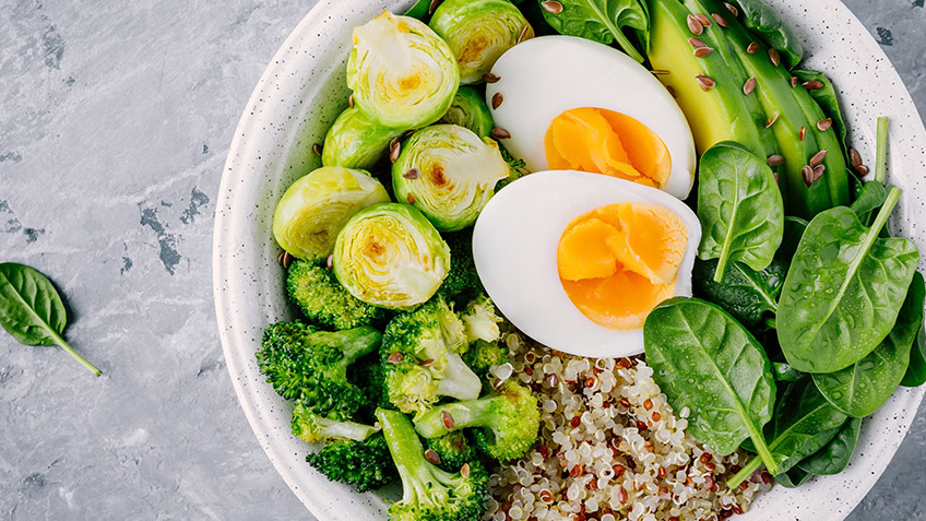 ENSALADA VERDE CON HUEVO DURO - Hacelo con Huevos • Costa Rica