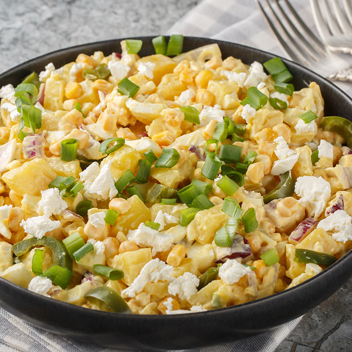 Ensalada de huevo y papa con toques de romero